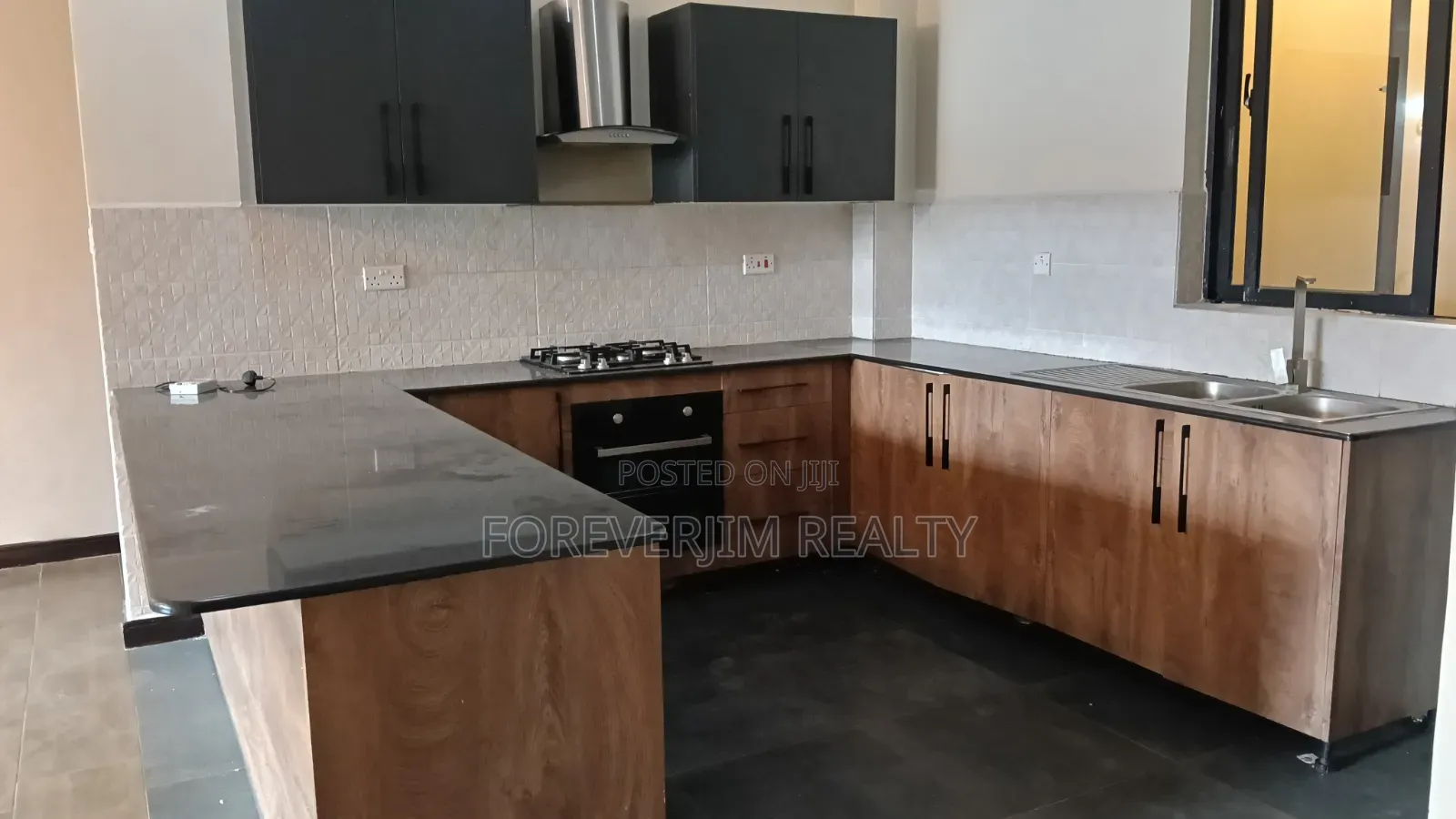 4bdrm Apartment in George Padmore, Kilimani for rent