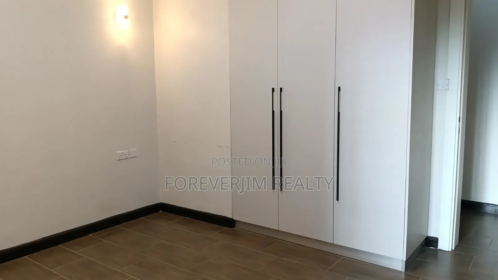 4bdrm Apartment in George Padmore, Kilimani for rent