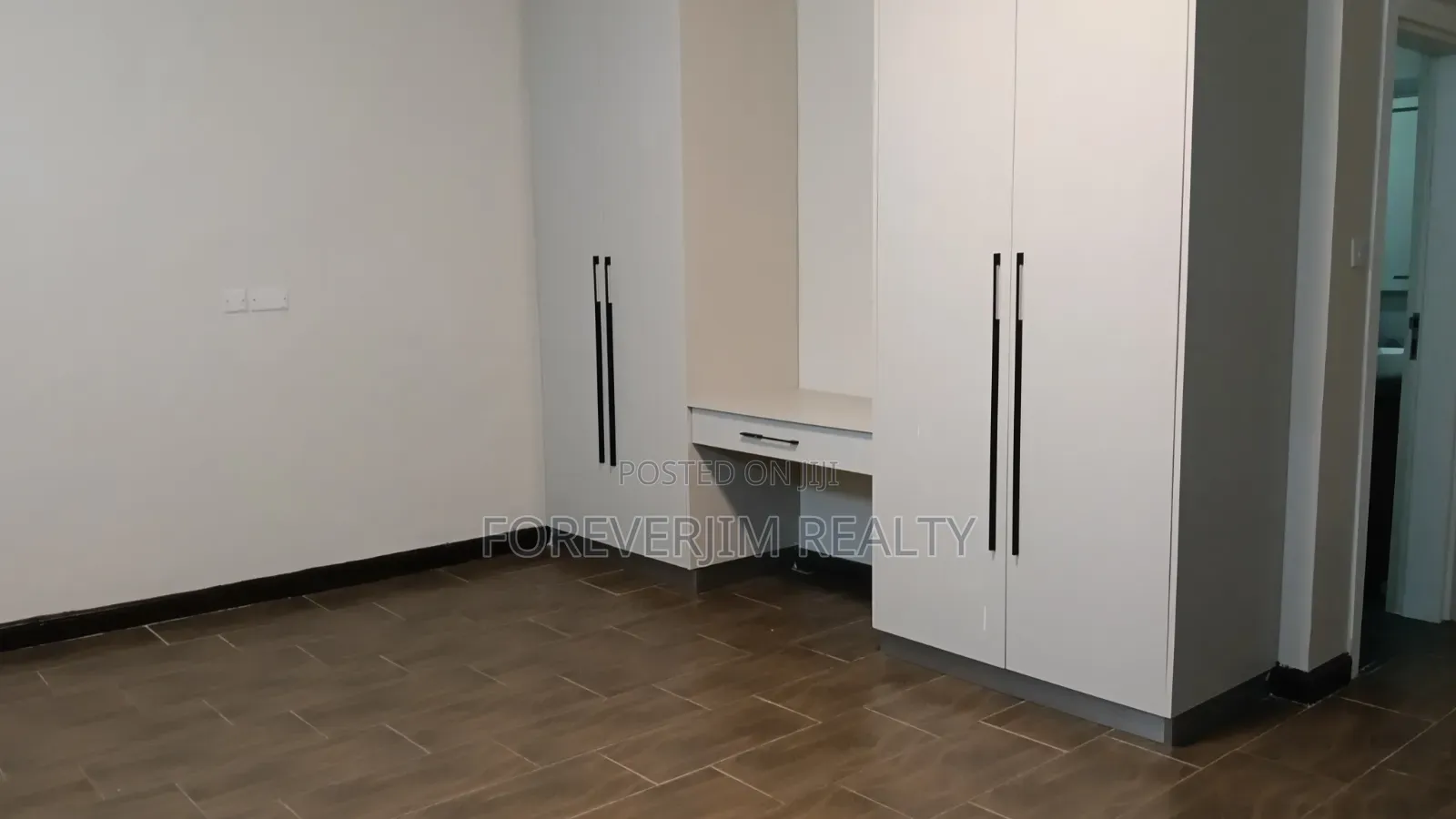 4bdrm Apartment in George Padmore, Kilimani for rent