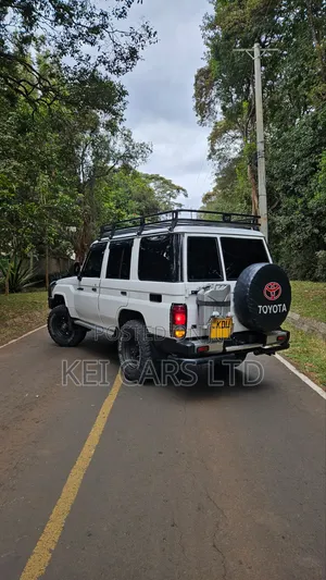 Toyota Land Cruiser 76 Series 2009 White