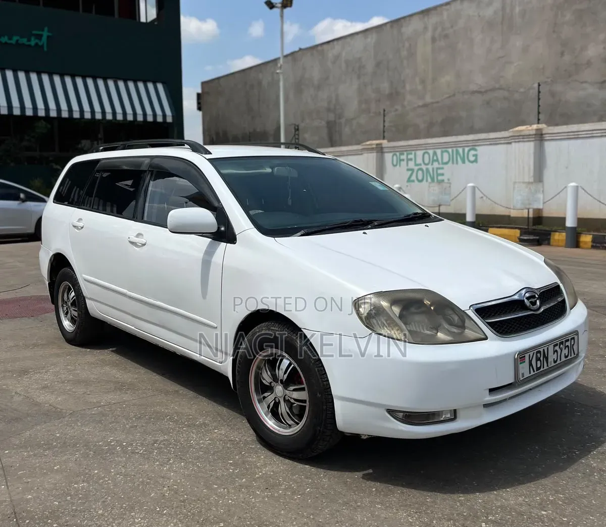 Toyota Corolla Fielder 2003 White