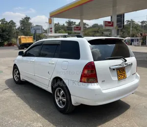 Toyota Corolla Fielder 2003 White
