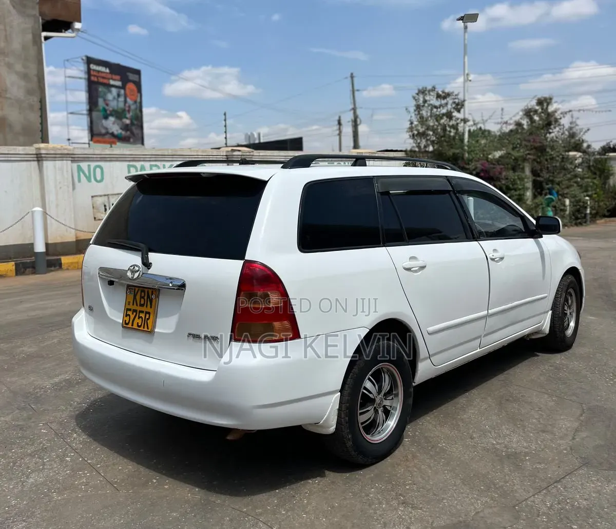 Toyota Corolla Fielder 2003 White