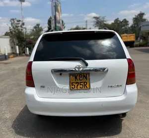 Toyota Corolla Fielder 2003 White