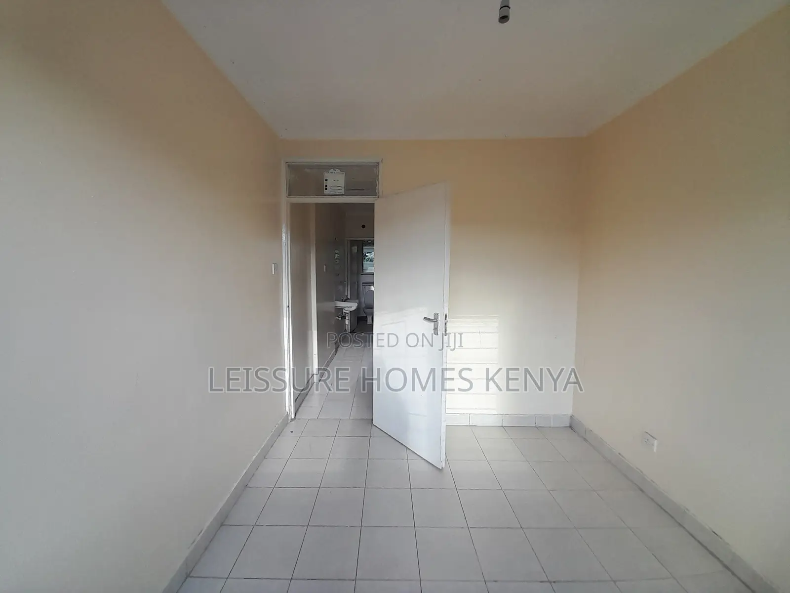 3bdrm Maisonette in Magiwa Estate for sale