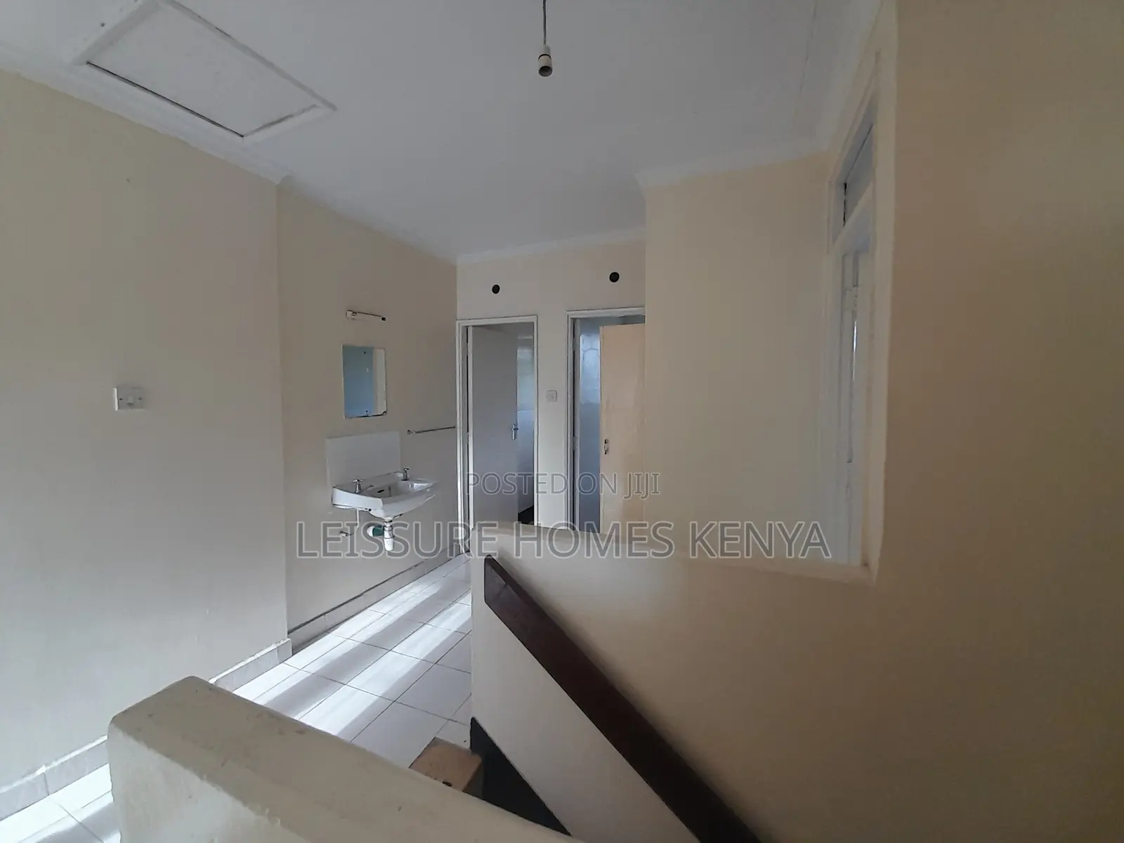 3bdrm Maisonette in Magiwa Estate for sale
