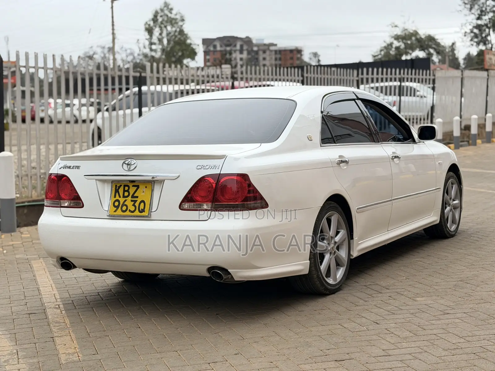 Toyota Crown 2007 White