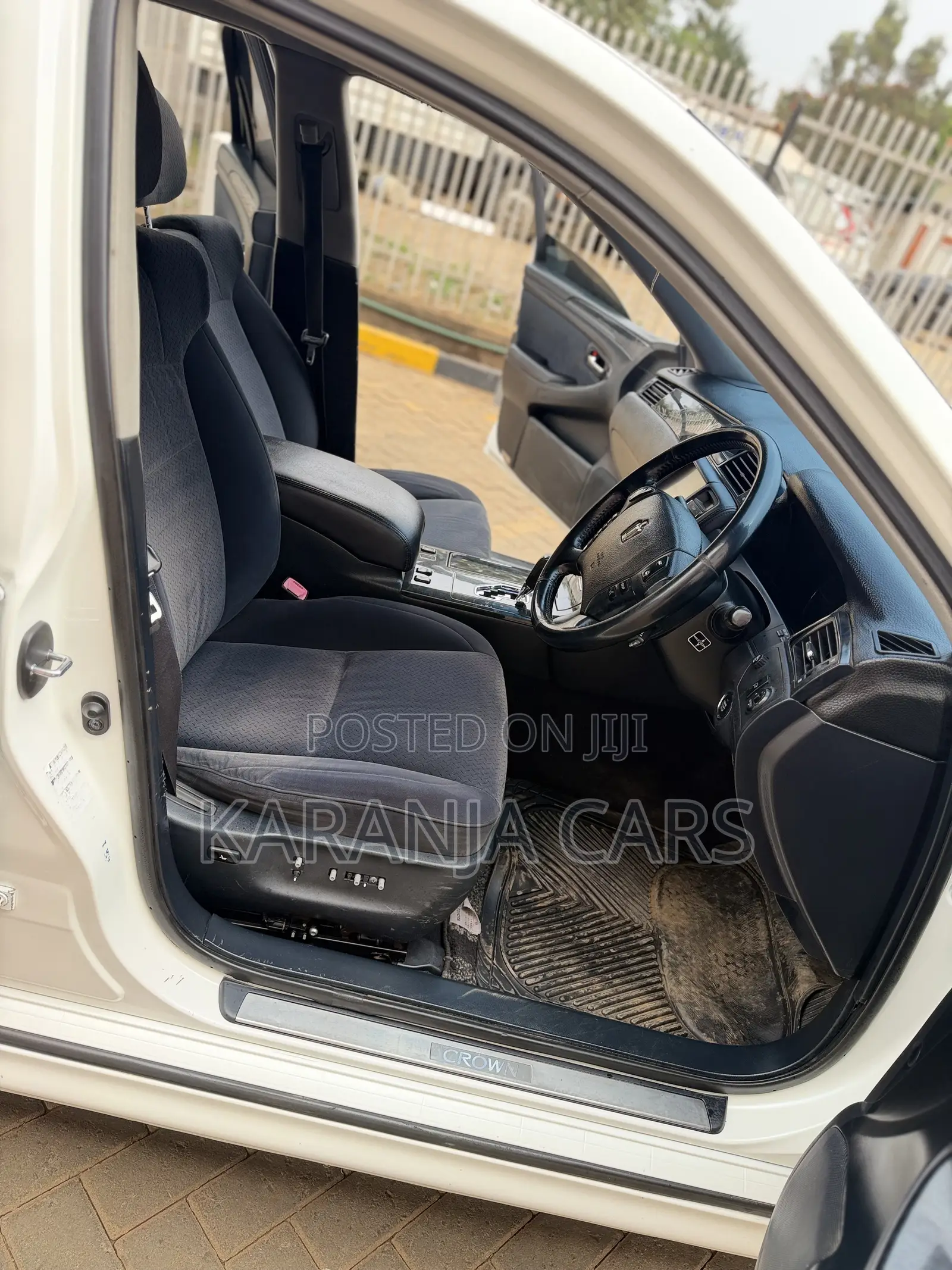 Toyota Crown 2007 White