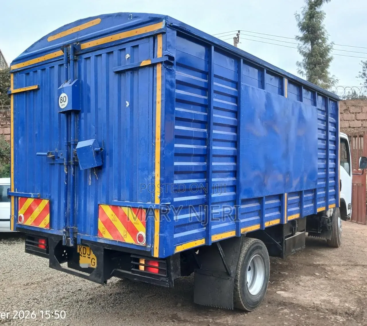 Lsuzu NQR Truck