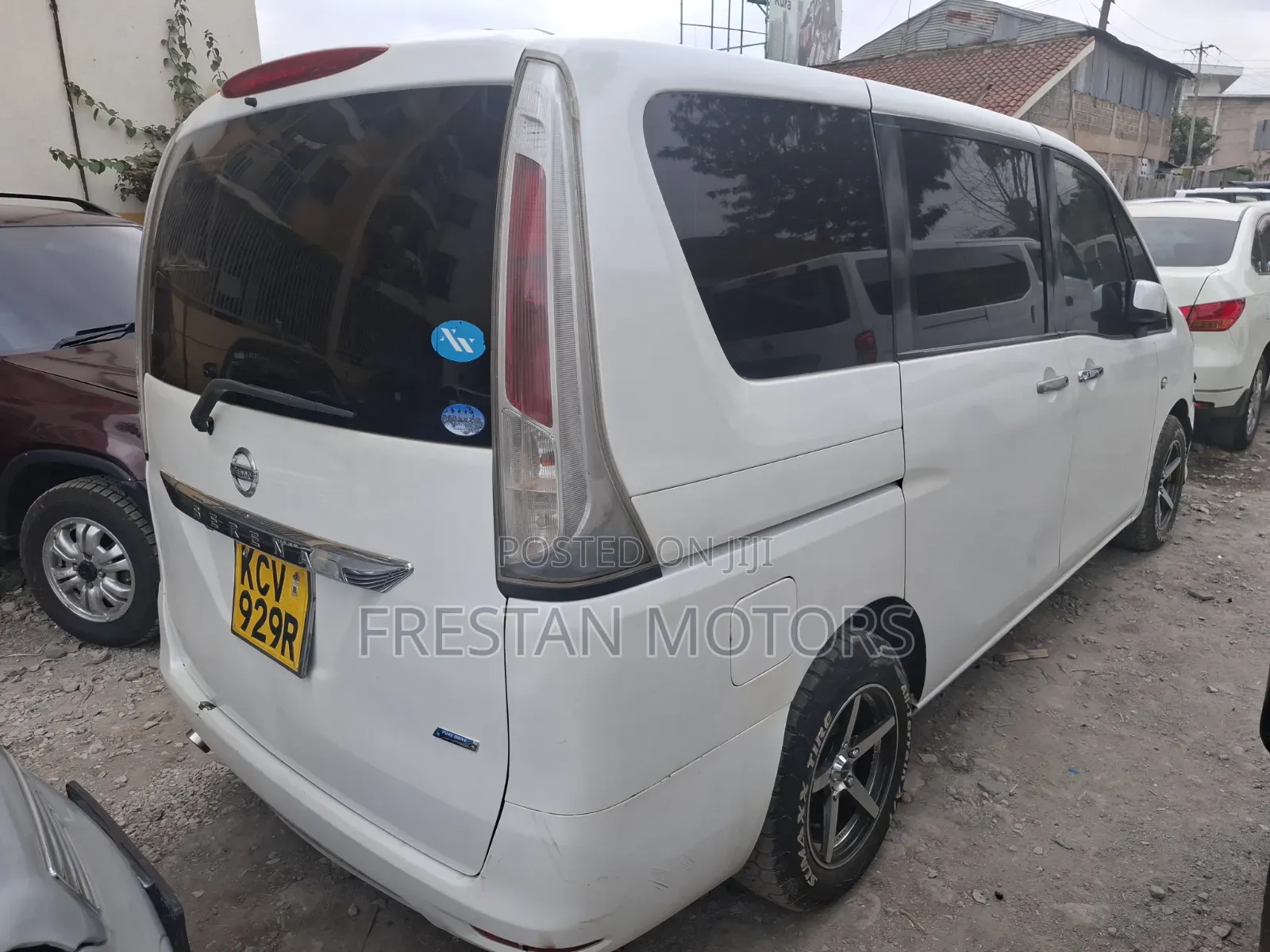 Nissan Serena 2012 White