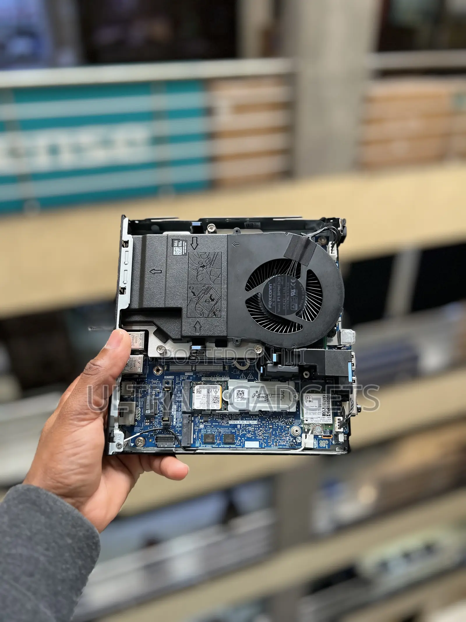 Desktop Computer Dell 16GB Intel Core Ultra 5 SSD 512GB