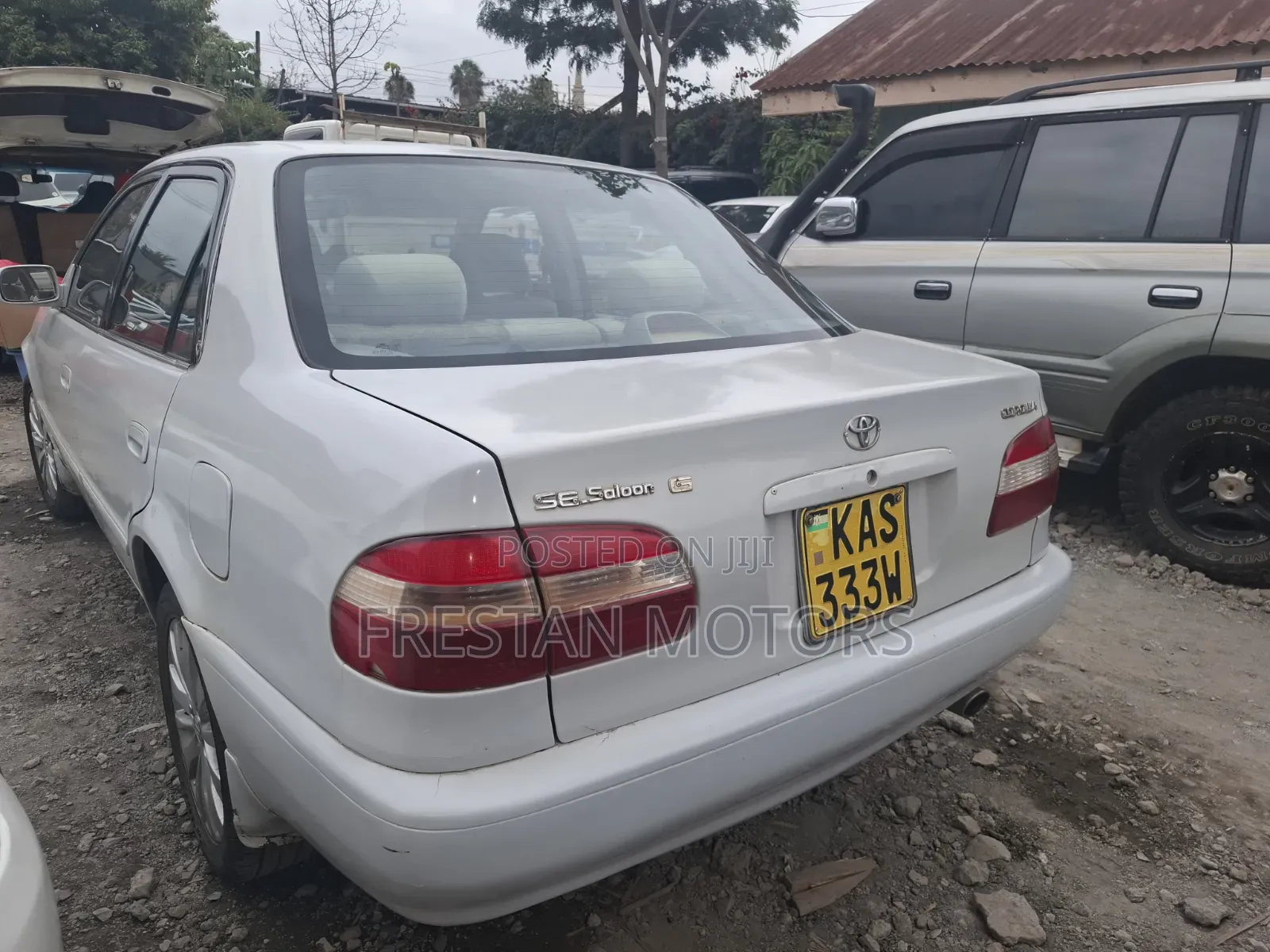 Toyota Corolla 1999 Silver