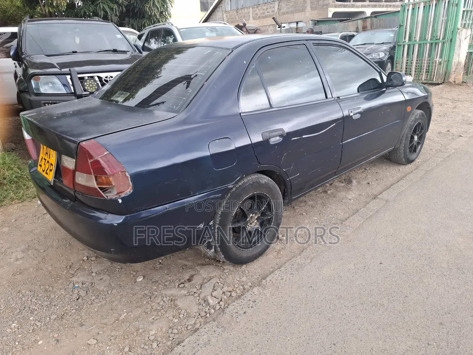 Mitsubishi Lancer 1997 Blue