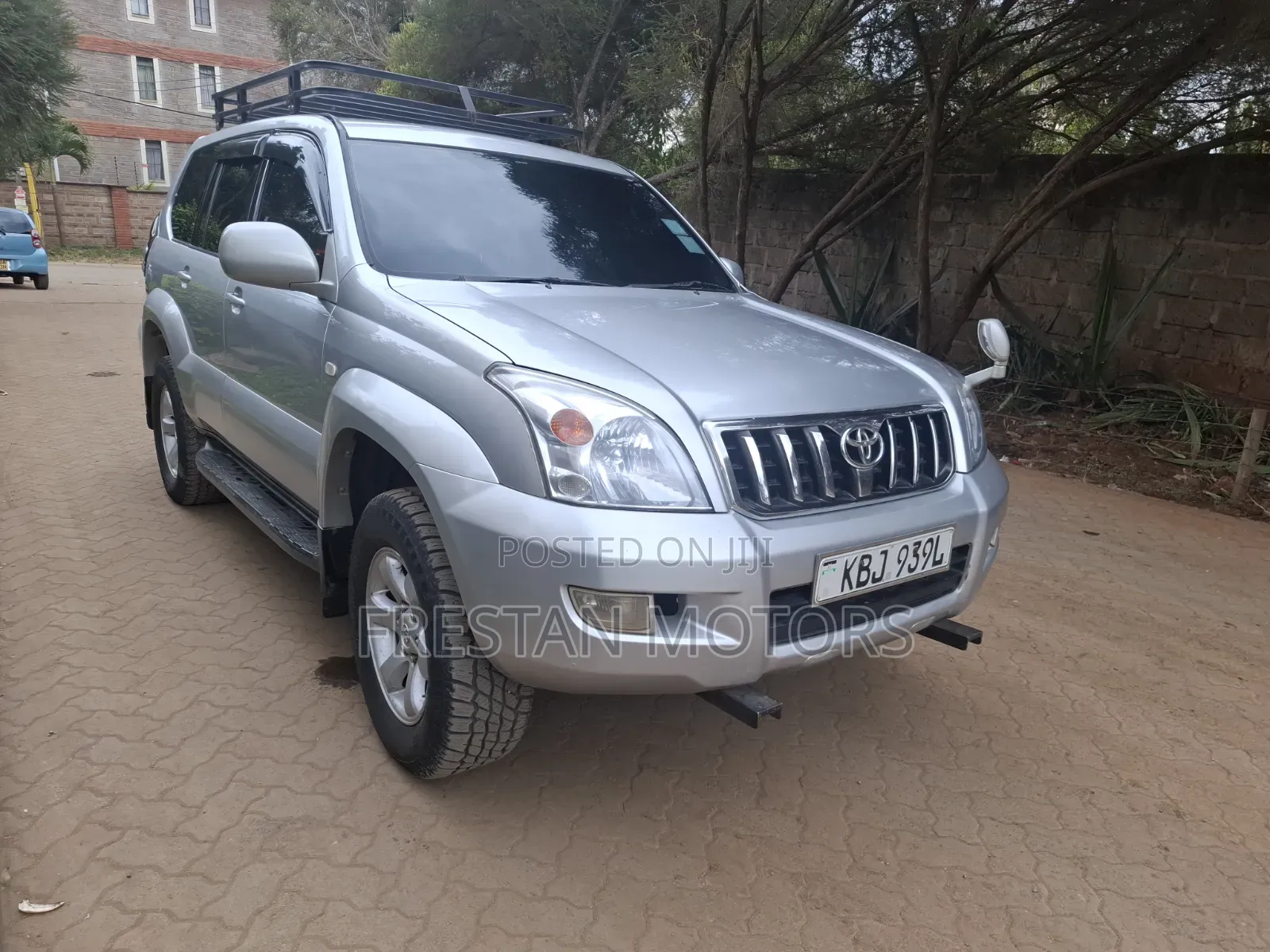 Toyota Land Cruiser Prado 2003 Silver
