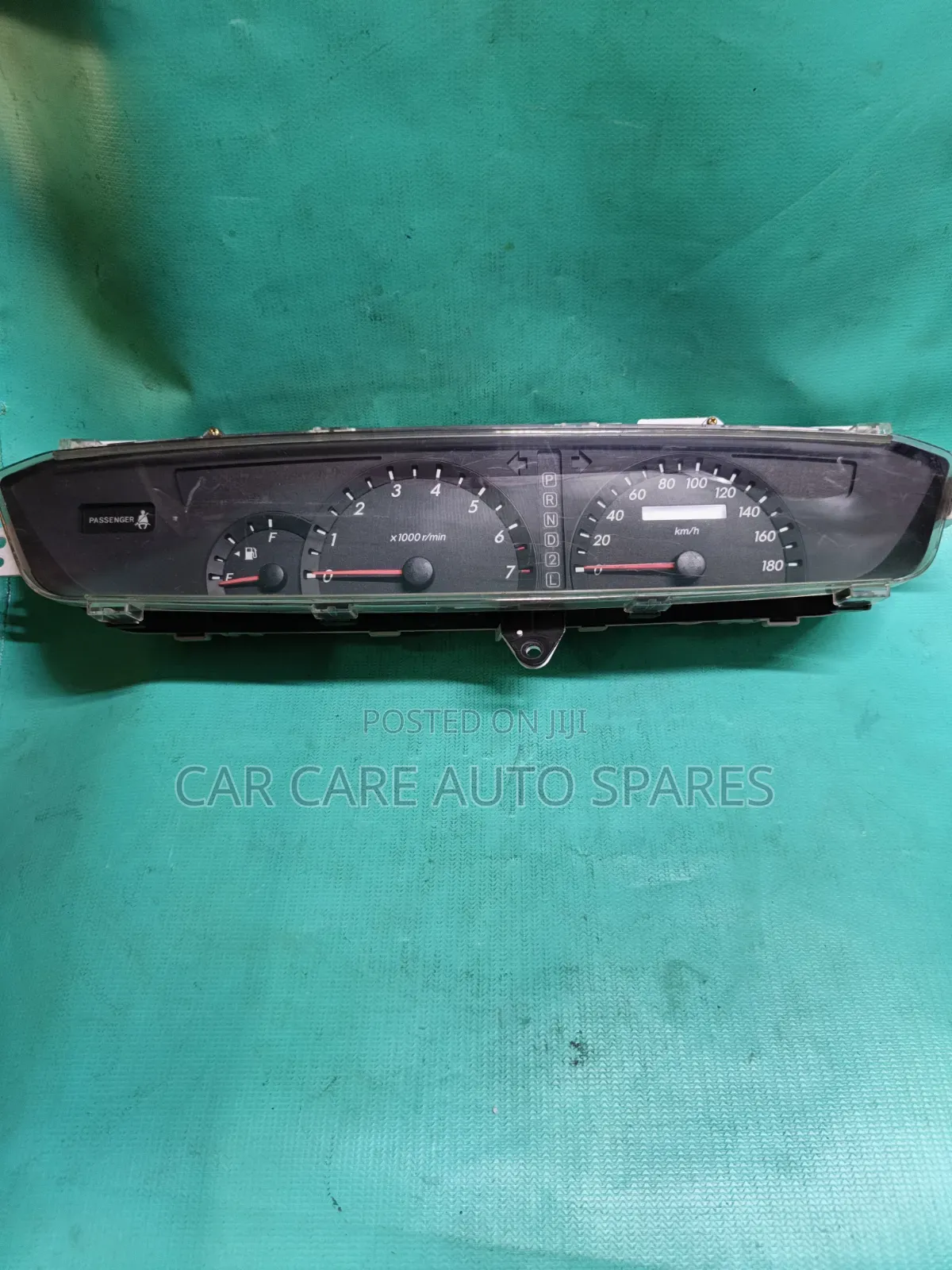 Dashboard Clock Toyota Noah 2003
