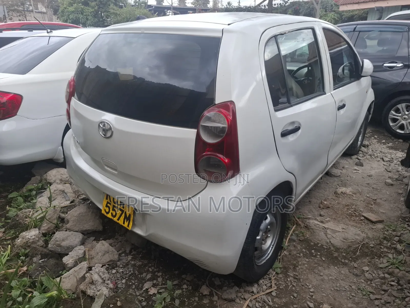 Toyota Passo 2012 White