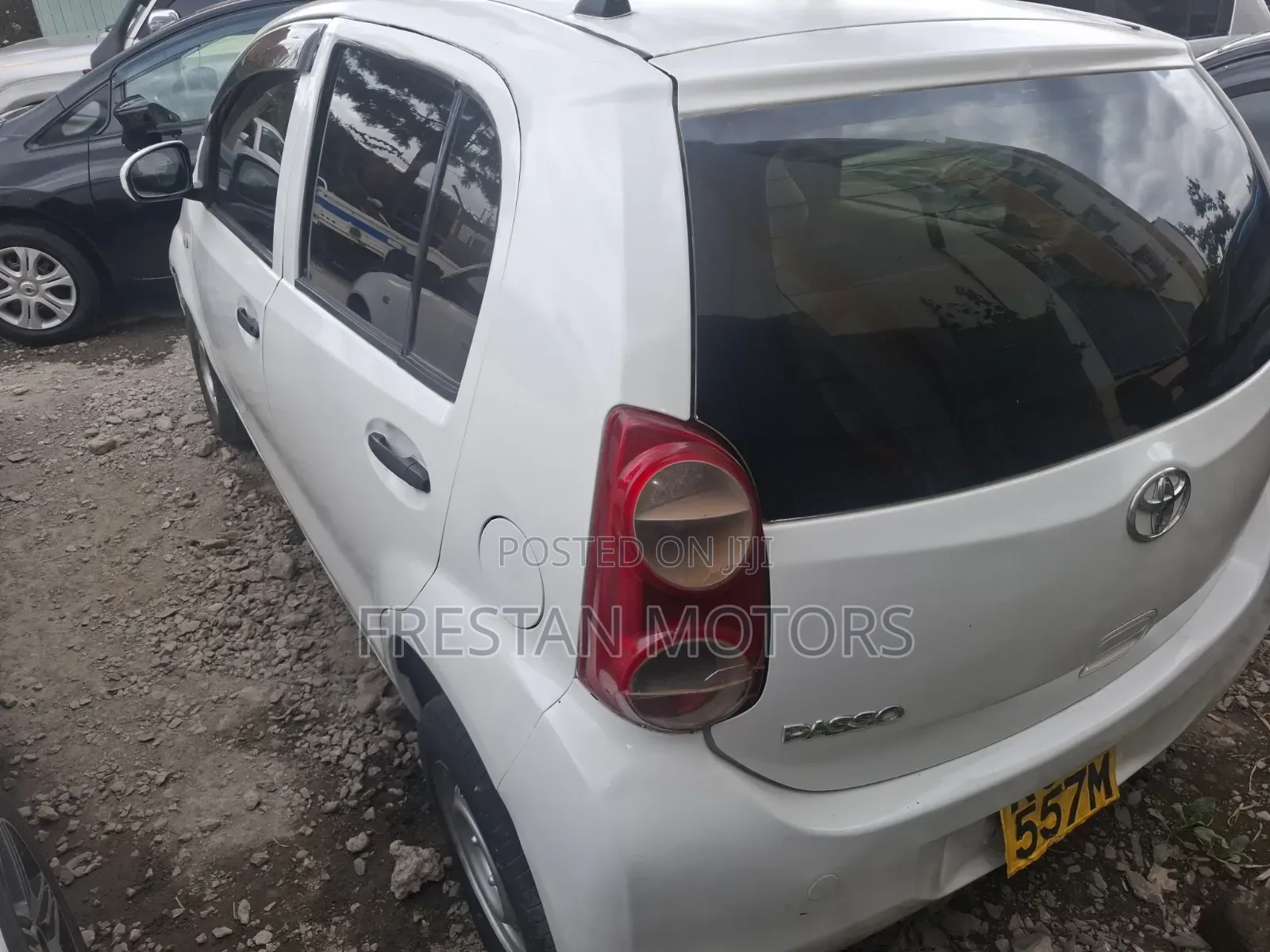 Toyota Passo 2012 White