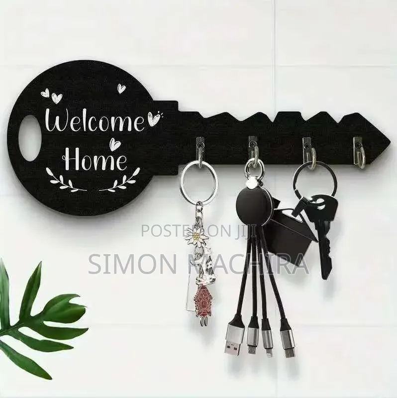 Decorative Wooden Key Hanger and Organizer