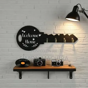 Decorative Wooden Key Hanger and Organizer