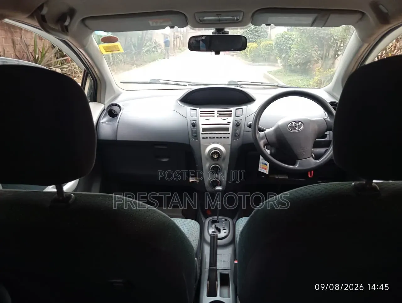 Toyota Vitz 2008 Gray