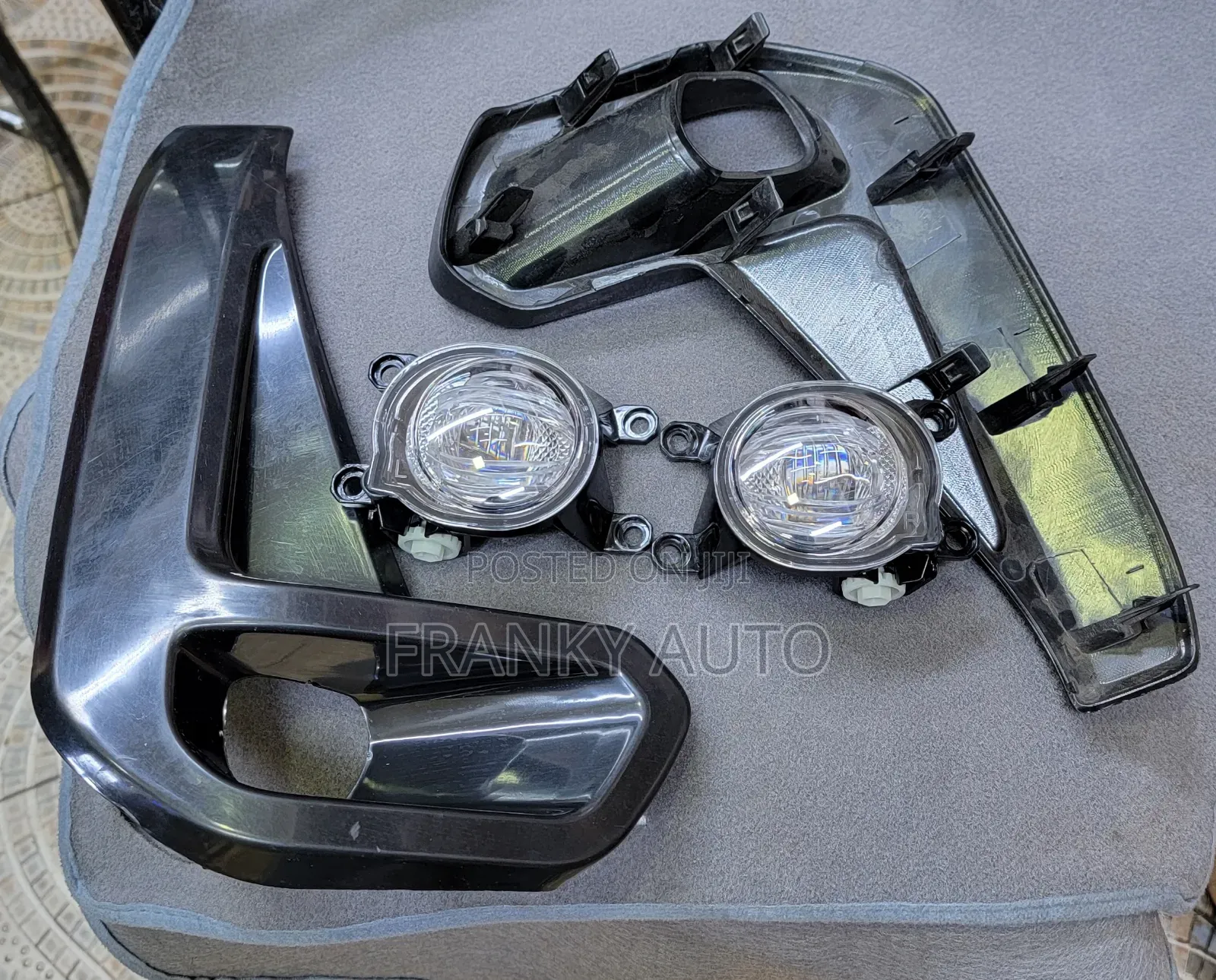 Hilux Revo New Model Foglight