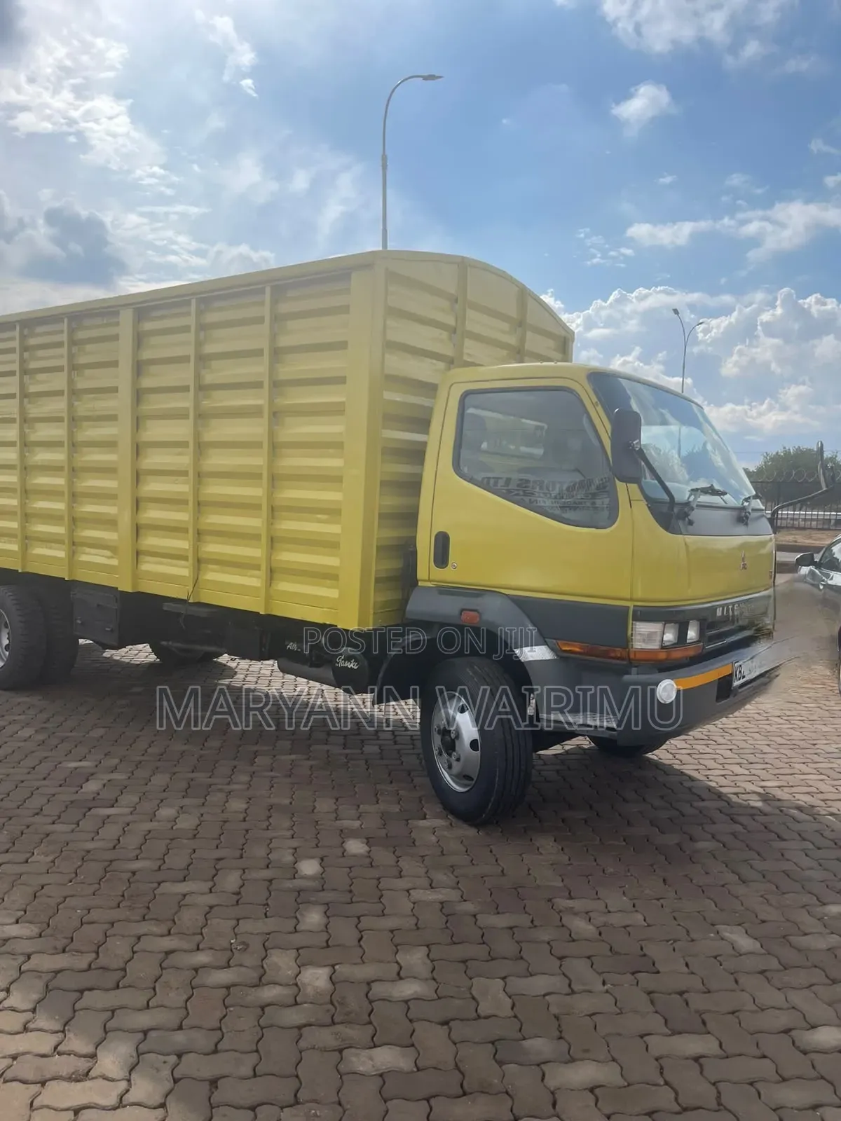 Mitsubishi FH215