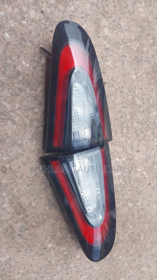 Bootlamp Sienta New Model Ncp175 Set 52-286
