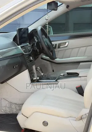 Mercedes-Benz E250 2010