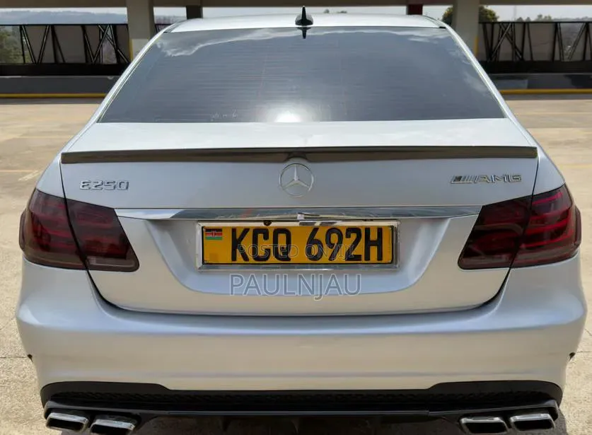 Mercedes-Benz E250 2010