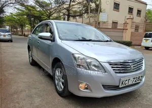 Toyota Premio 1.8 FWD 2013 Silver