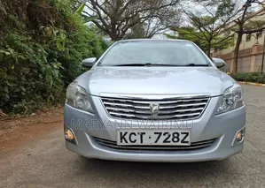 Toyota Premio 1.8 FWD 2013 Silver