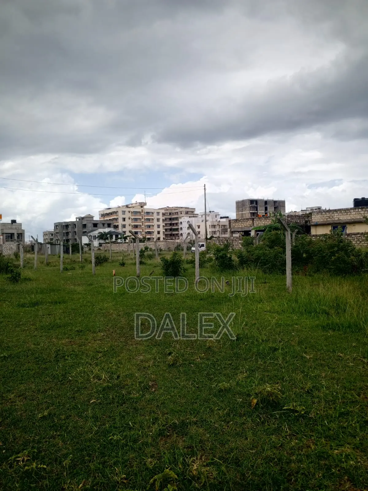 40by110 Plot for Sale With Title Deed