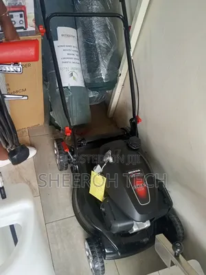 Honda Lawnmower/Self Propelled Lawn Mower