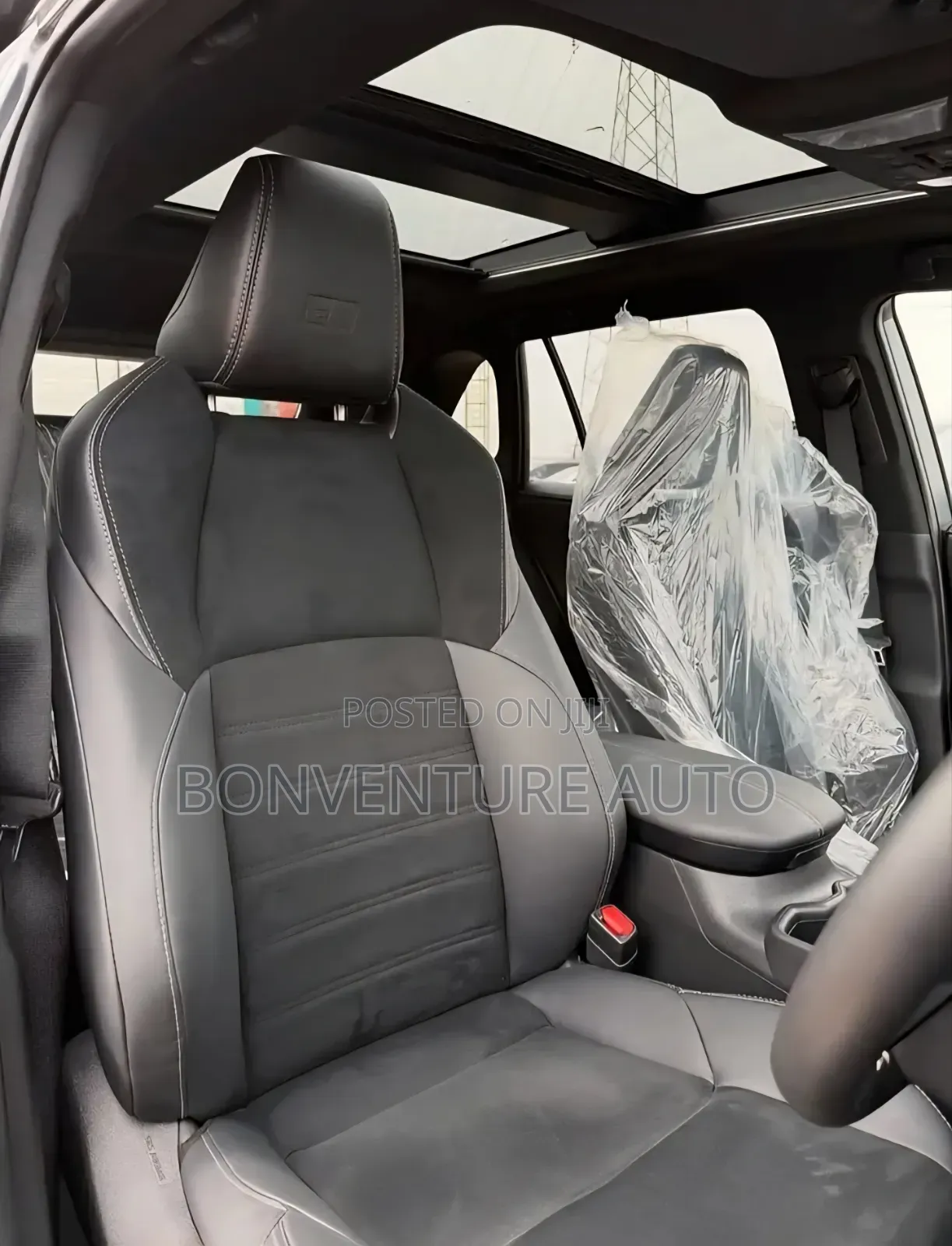 Toyota RAV4 LE AWD 2020 Gray