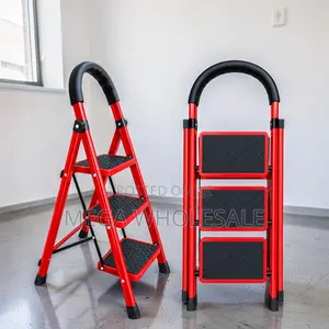 2,3,4 5 Step Folding Ladder Ergonomic Handle for Warehouse Application
