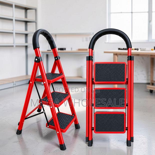 2,3,4 5 Step Folding Ladder Secure Lock for Decorating Tasks - main view