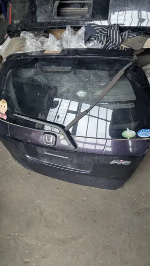 Honda Fit 2005 Boot