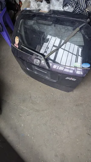 Honda Fit 2005 Boot