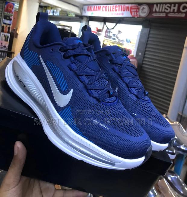 Nike Zoom X “Vomero 18” - thumbnail 2