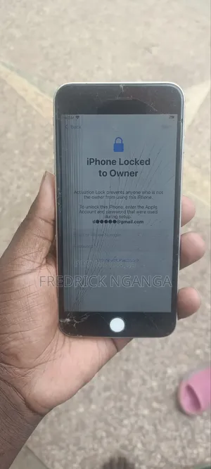 Apple iPhone 8 Plus 64 GB White