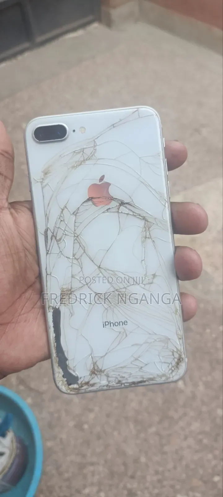 Apple iPhone 8 Plus 64 GB White