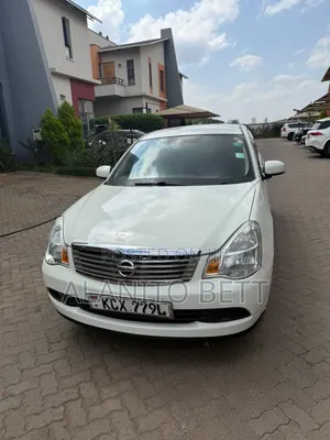 Nissan Bluebird 2012 White