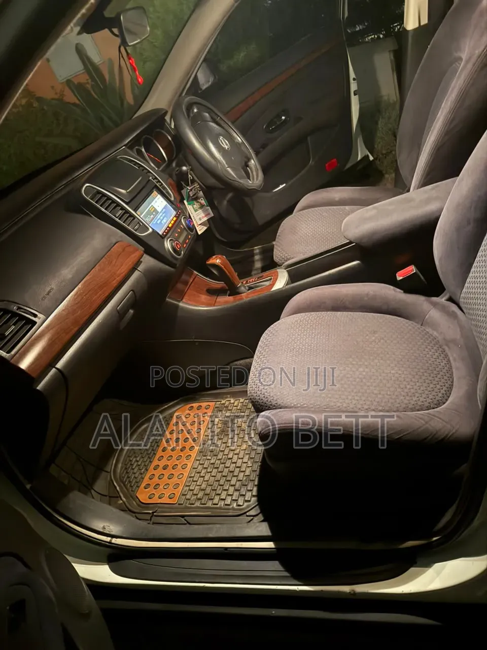 Nissan Bluebird 2012 White
