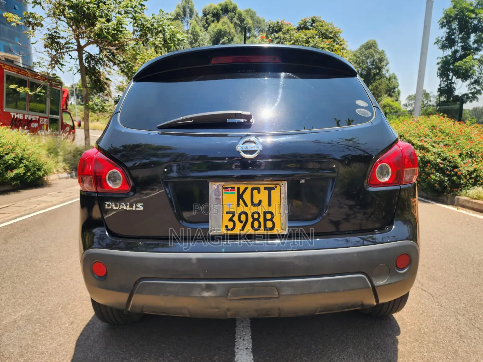 Nissan Dualis 2011 Black