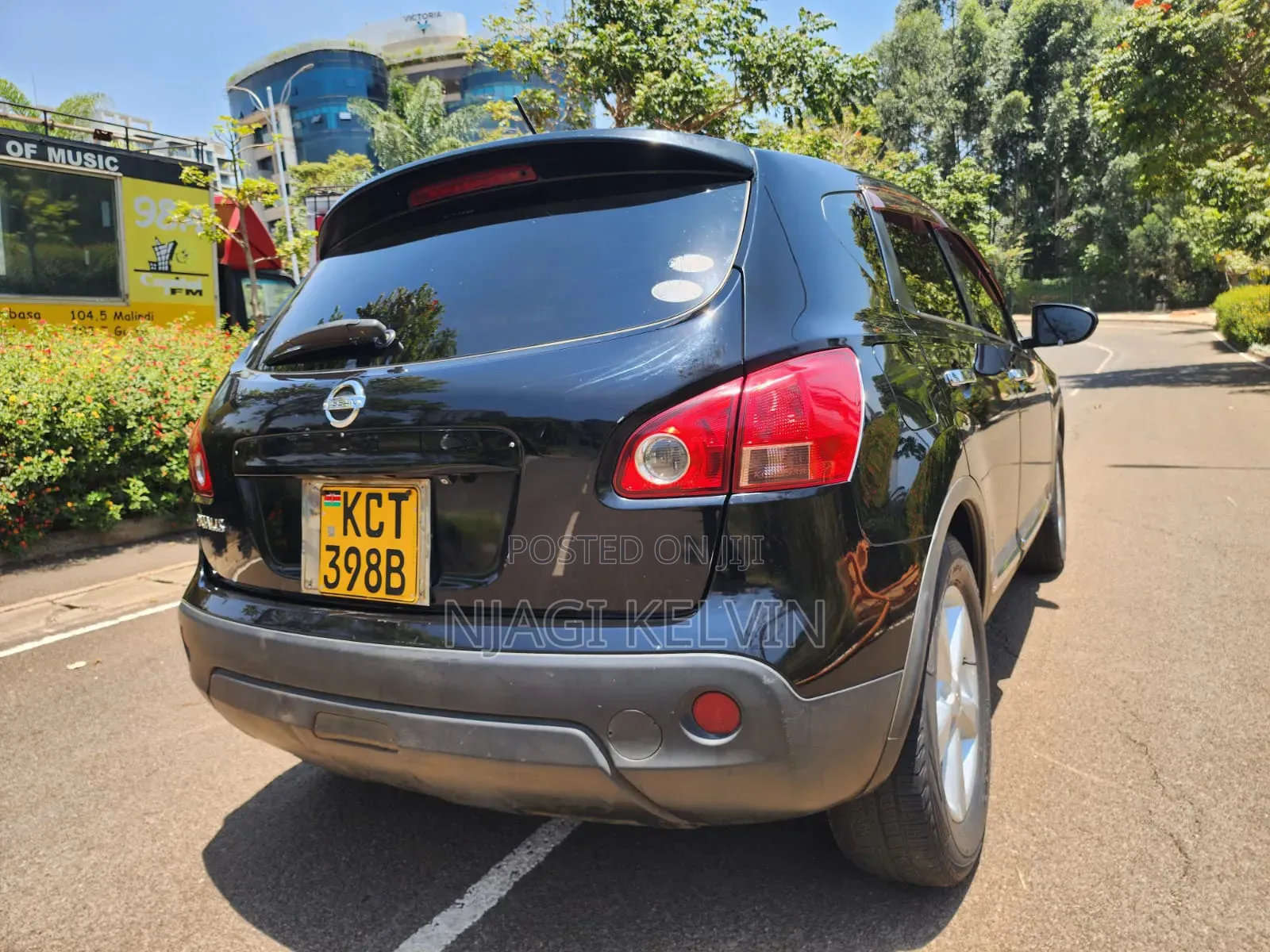 Nissan Dualis 2011 Black