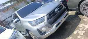 Toyota Hilux Revo Smart Cab Deisel 2.4 AWD 2020 Silver