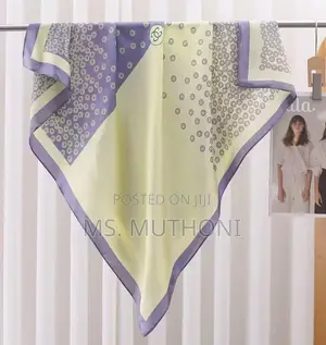 Effortless Elegance in 70x70 Scarf 