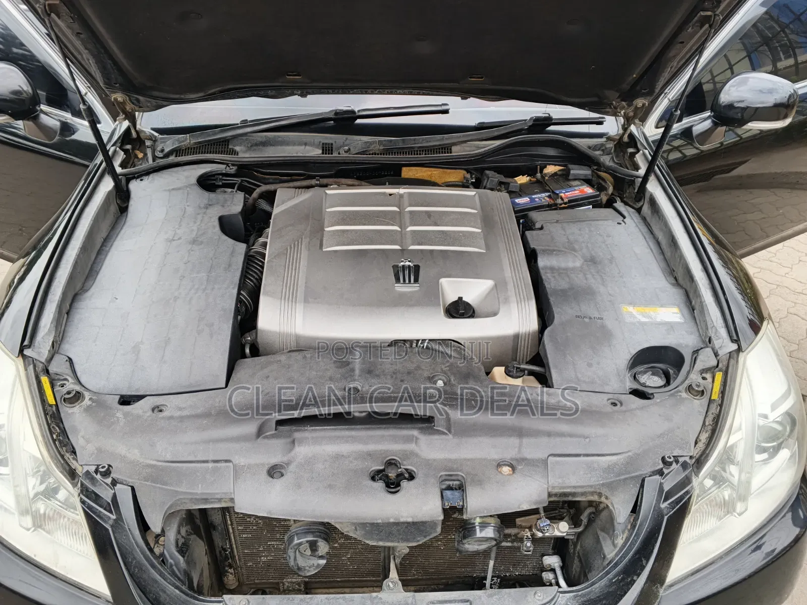Toyota Crown 2012
