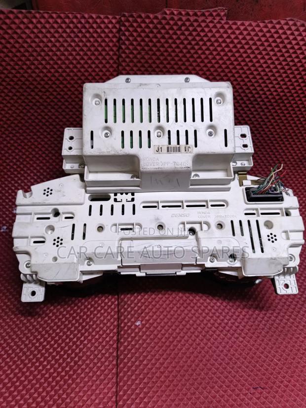 Dashboard Clock Honda Insight - thumbnail 2
