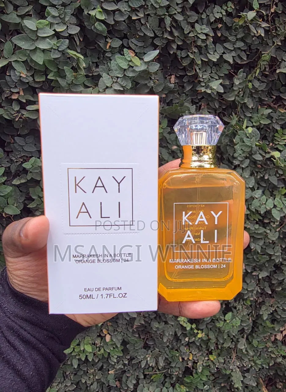 Mini Kayali